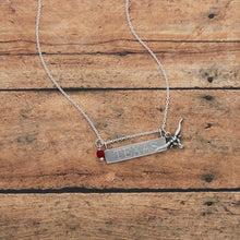 Load image into Gallery viewer, Engravable Bar Nameplate Necklace