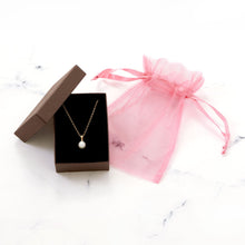 Load image into Gallery viewer, Gold Necklace with a Sliding Cultured Freshwater Pearl Pendant - SoMag2