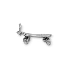 Load image into Gallery viewer, Movable Skateboard Charm - SoMag2