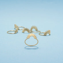 Load image into Gallery viewer, Sunburst Ring - SoMag2