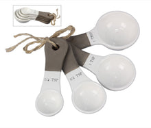 Load image into Gallery viewer, Two Toned Ceramic Measuring Spoon Set - SoMag2